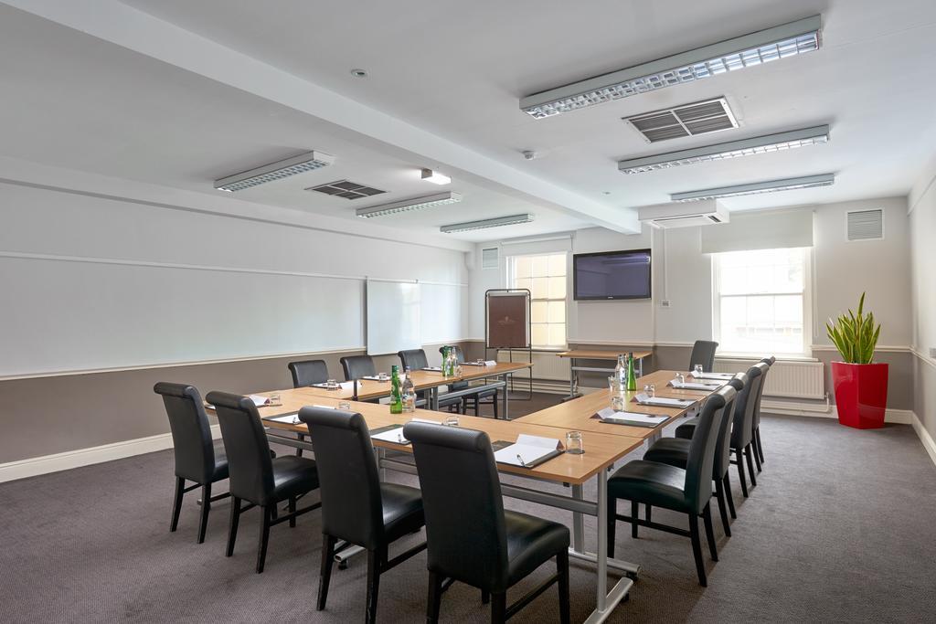 The Regency Hotel Solihull Bagian luar foto